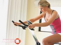 Hur man tränar på en motionscykel för att gå ner i vikt
